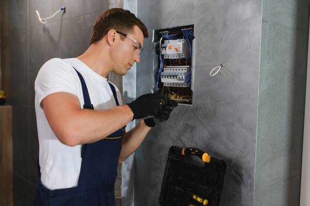 Best Licensed Electrician  in Sisco Heights, WA